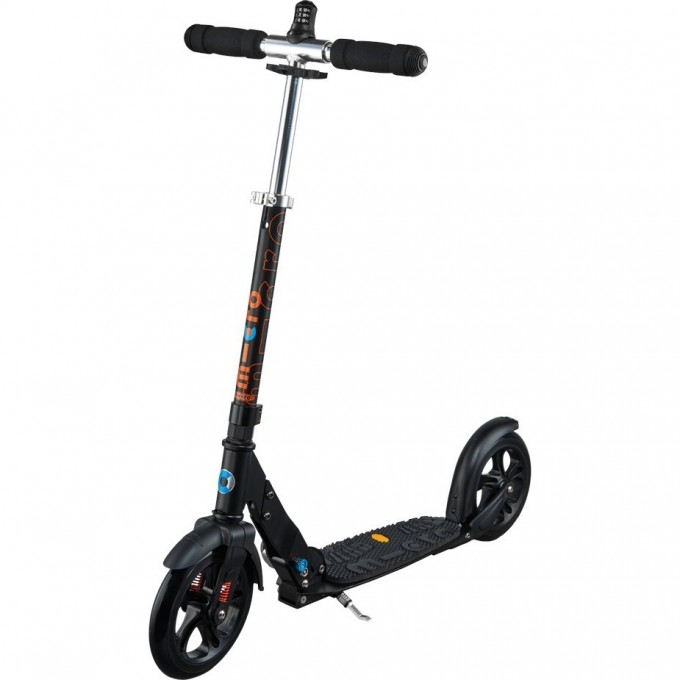 Самокат MICRO BLACK DELUXE черный SA0151 Самокат MICRO BLACK DELUXE черный SA0151